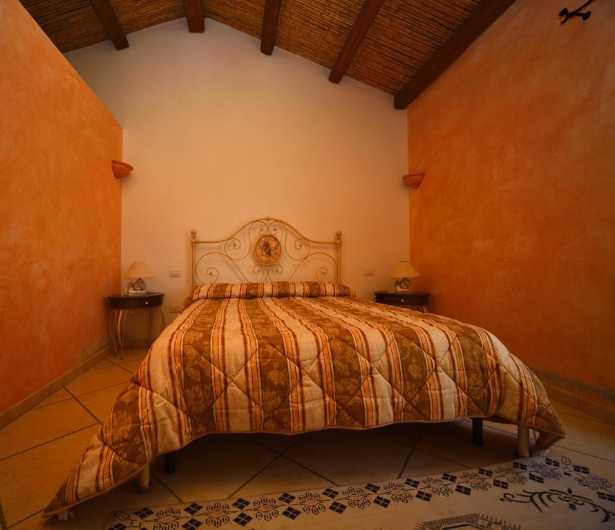 Lu Rotu Villa Sant'Antonio di Gallura Exteriör bild
